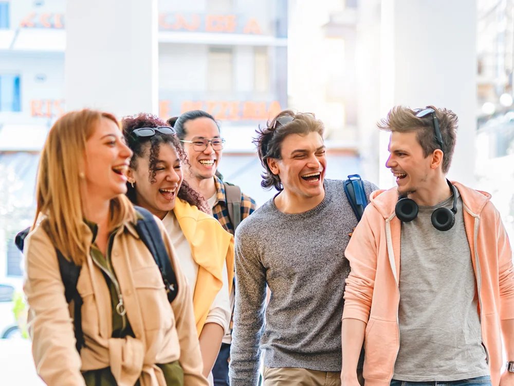 Groupe d'étudiants en voyage